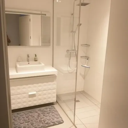 Vue Panoramique Avec Piscine A Solenzara Apartment Kamiesch