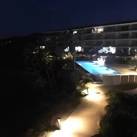 Vue Panoramique Avec Piscine A Solenzara Apartment Kamiesch