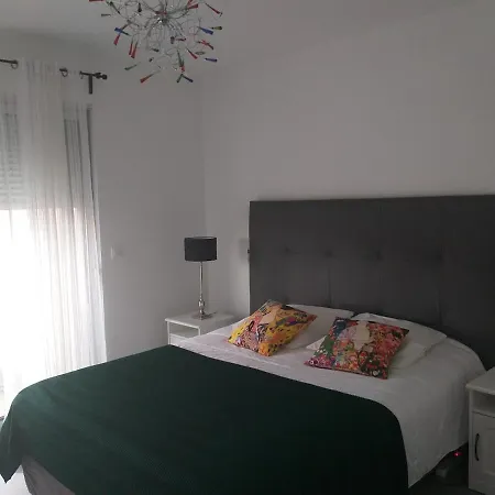 Vue Panoramique Avec Piscine A Solenzara *